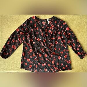NY Collection Black and Red Floral Blouse
